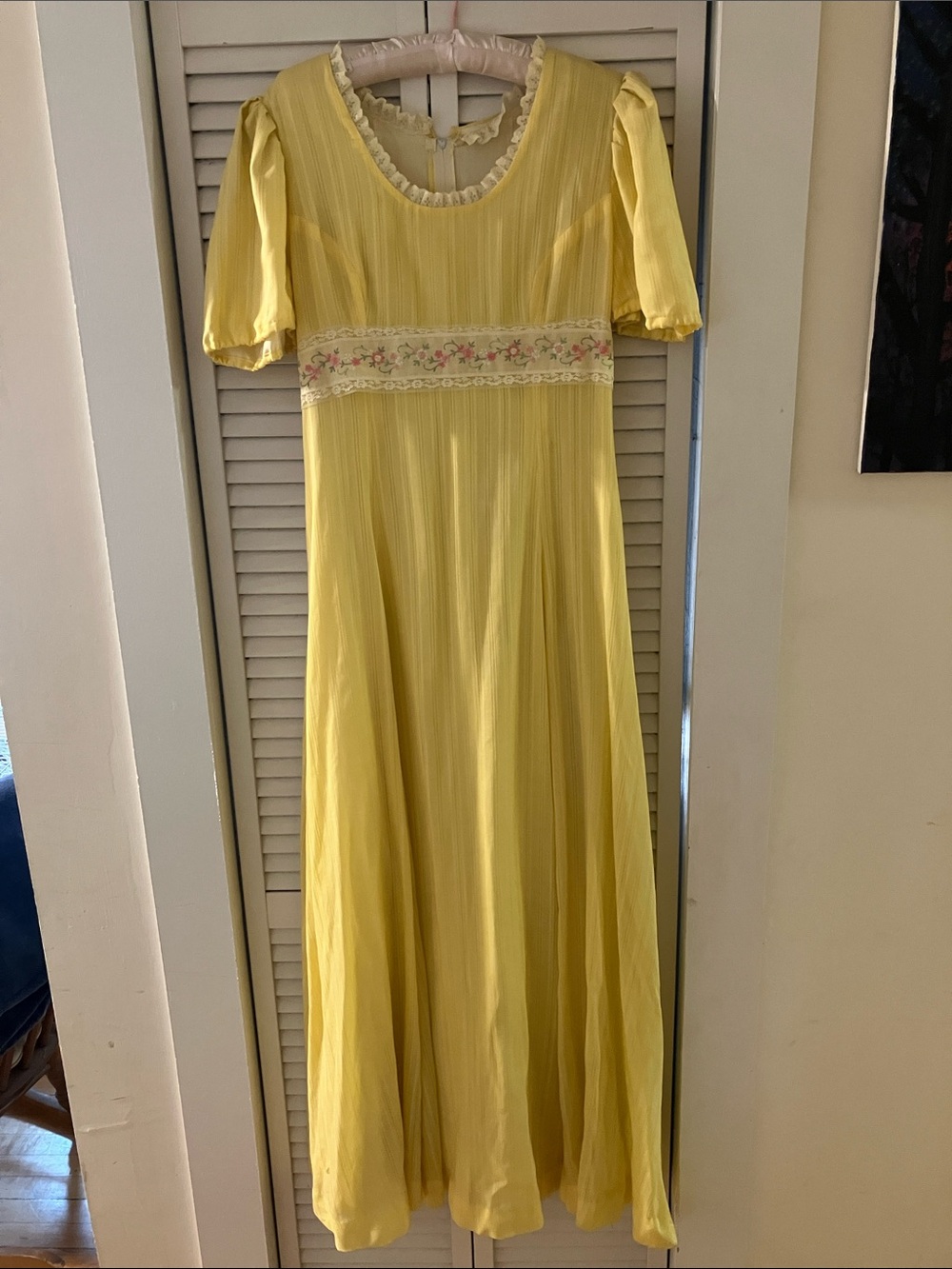Vintage Homemade Yellow Puff Sleeve Embroidery Formal Dress Medium